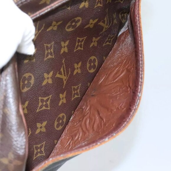 LOUIS VUITTON Monogram Compiegne 28 Clutch Bag - Picture 11 of 15